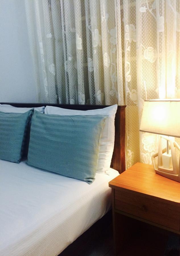 Colombo Lavinia Beach Hostel Dehiwala-Mont Lavinia Extérieur photo